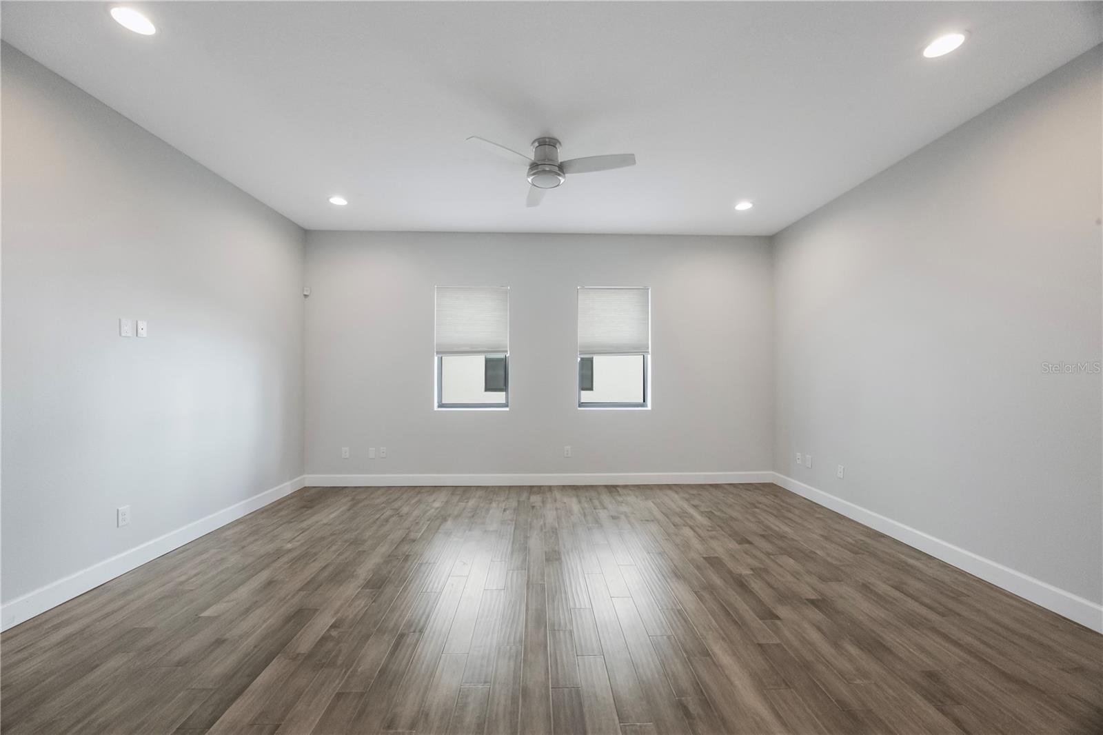 Image 40 of 49 For 1330 Gray Street 5