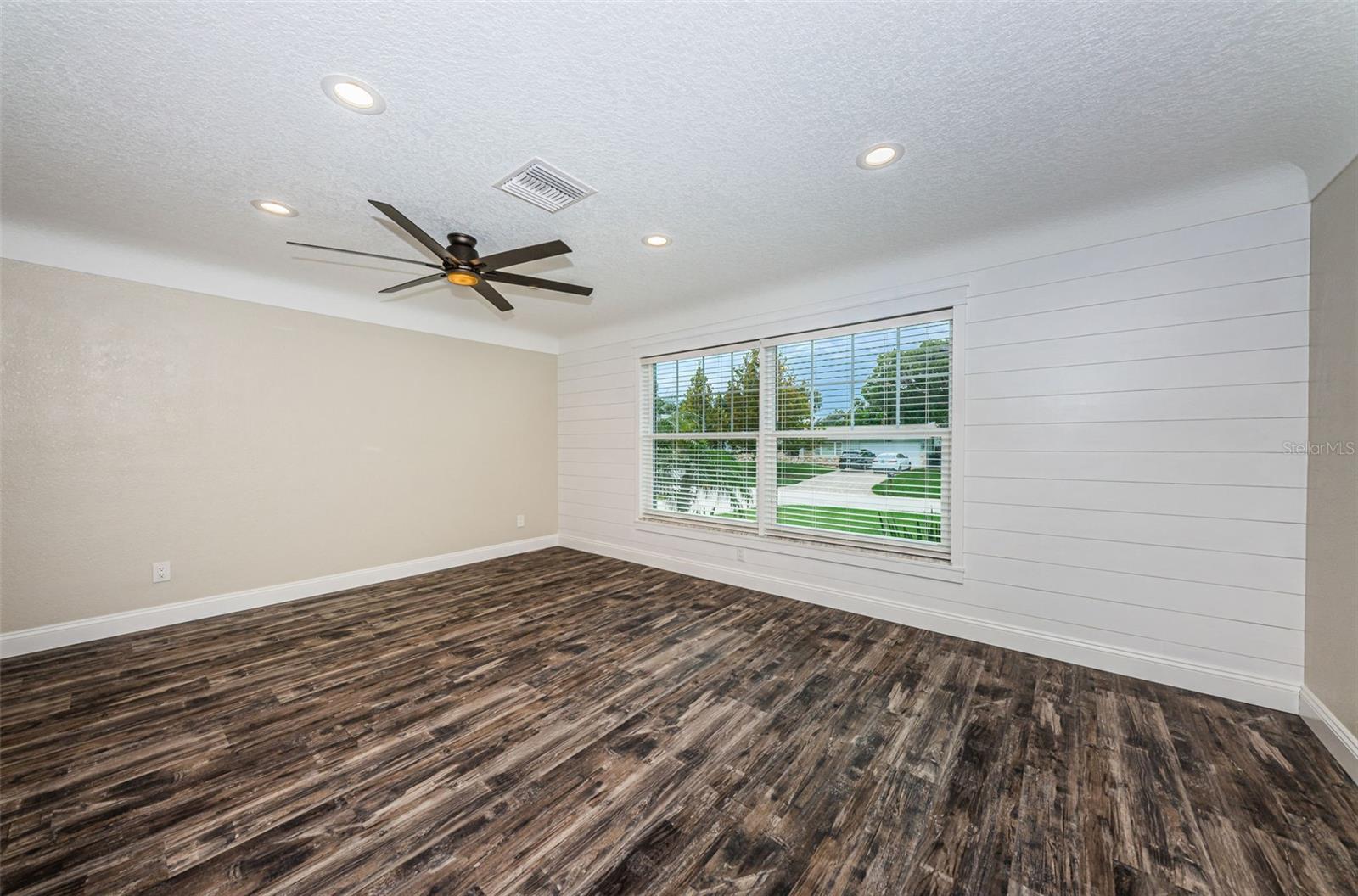 Image 11 of 56 For 13548 Bellewood Avenue