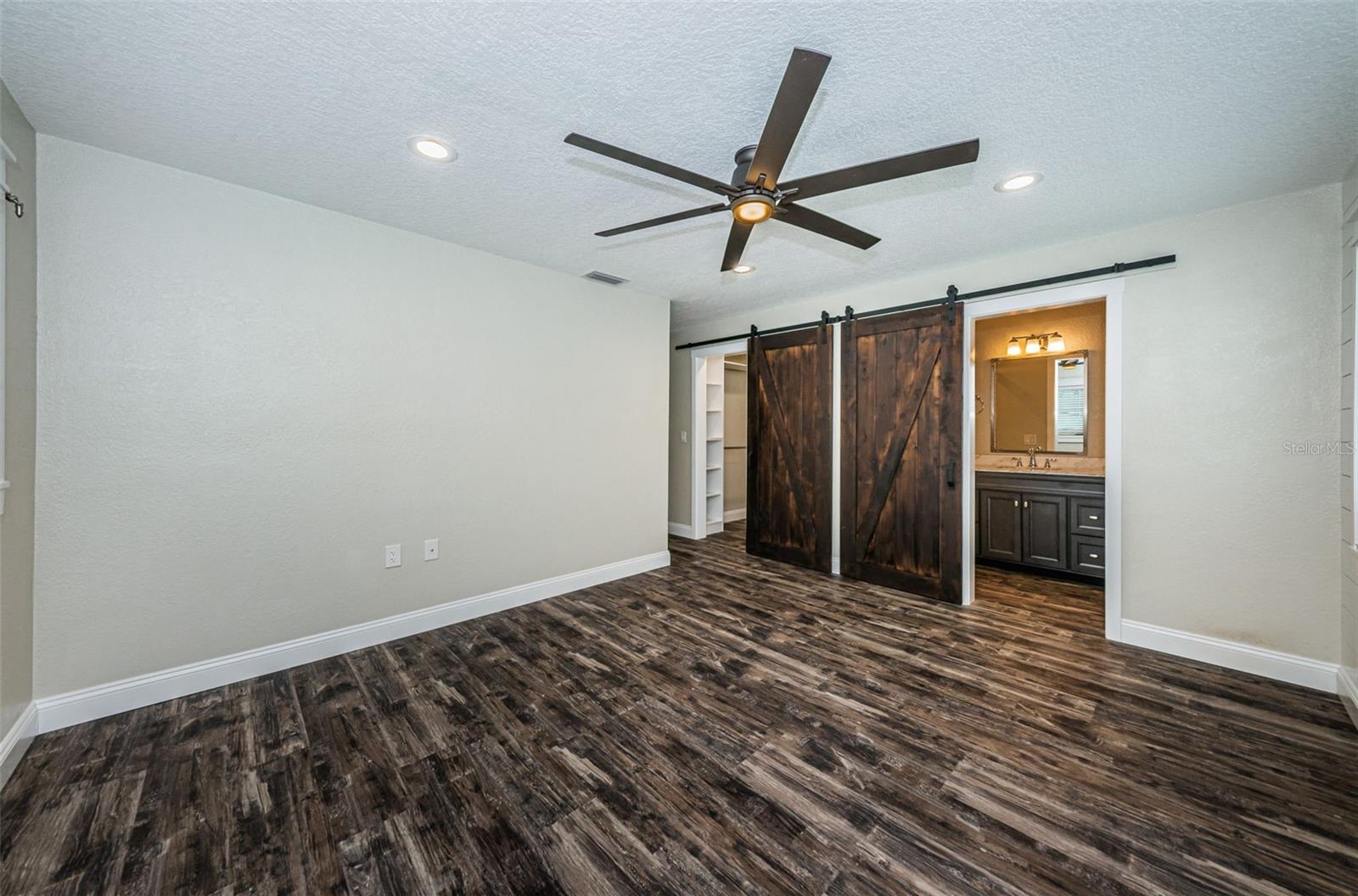 Image 35 of 56 For 13548 Bellewood Avenue