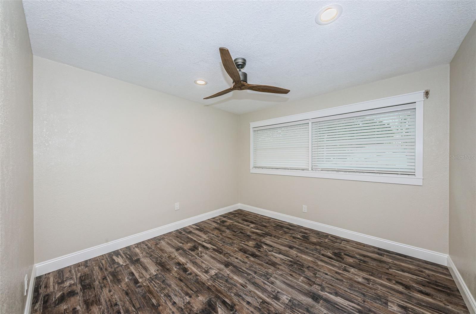 Image 40 of 56 For 13548 Bellewood Avenue
