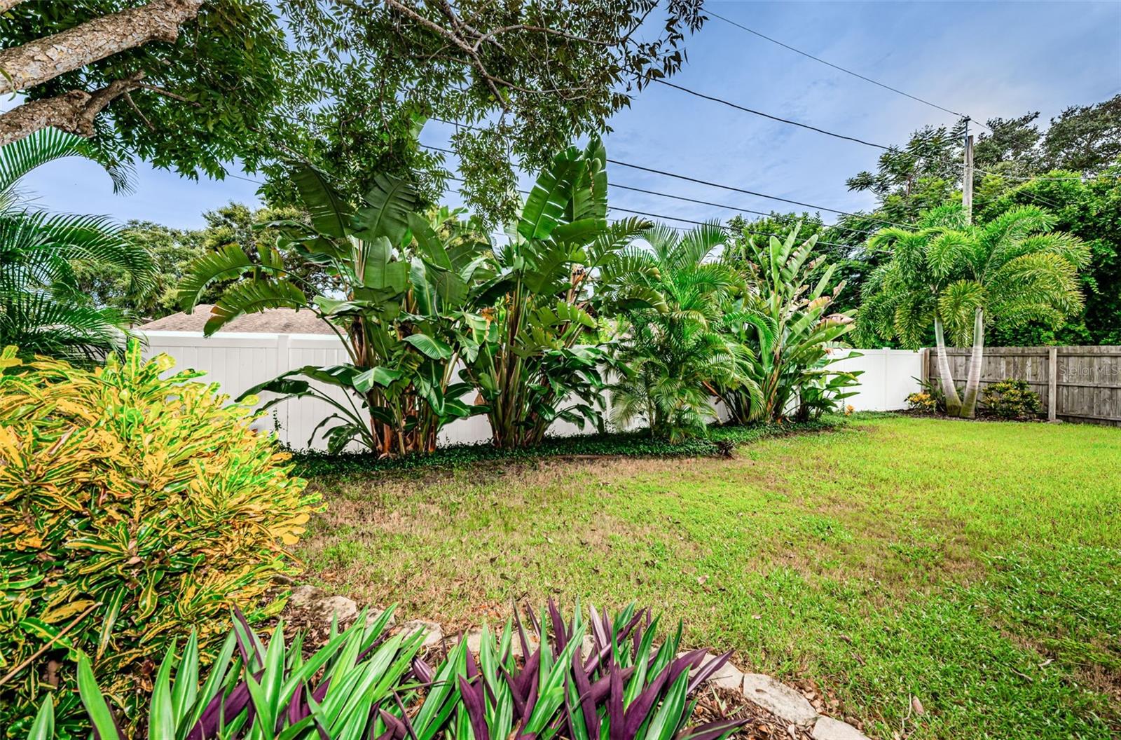 Image 53 of 56 For 13548 Bellewood Avenue