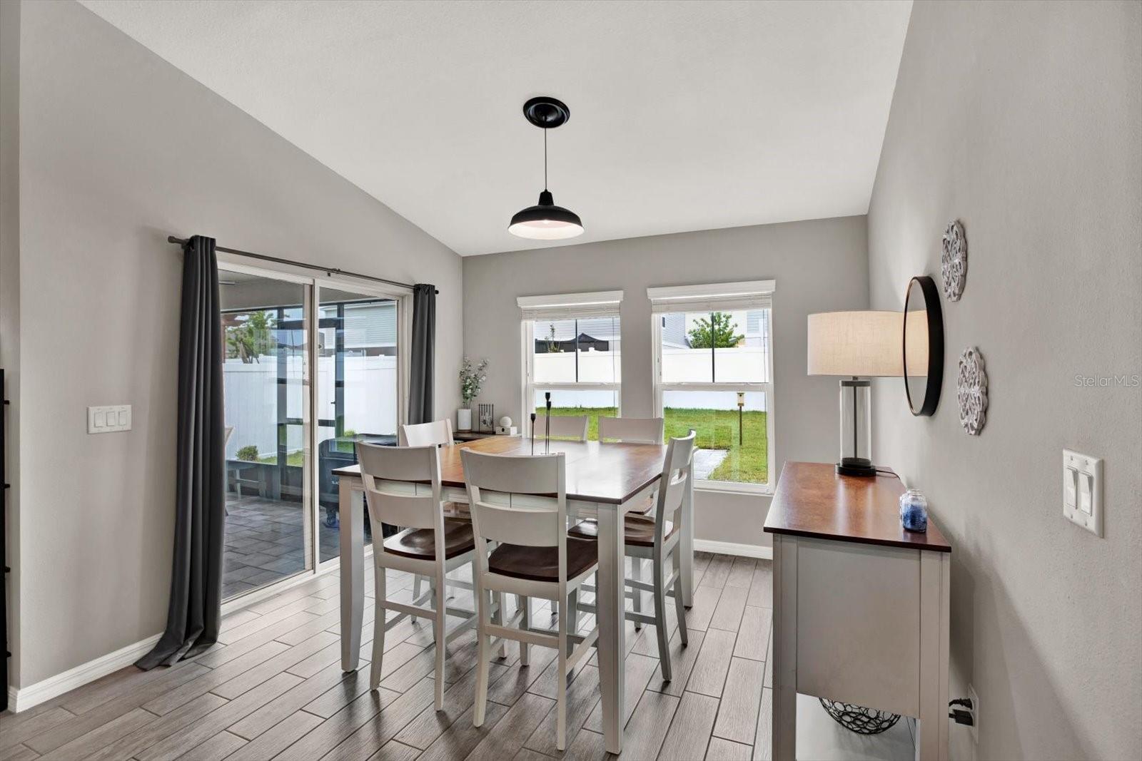 Image 11 of 31 For 13111 Fruitville Way