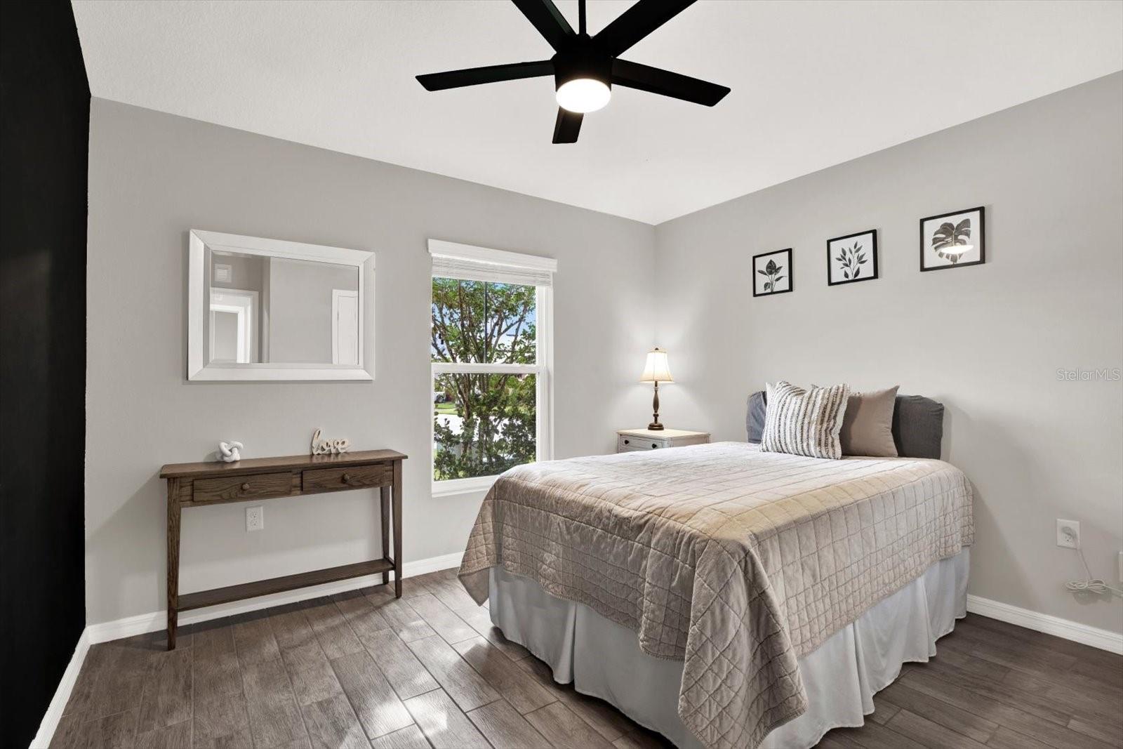 Image 17 of 31 For 13111 Fruitville Way