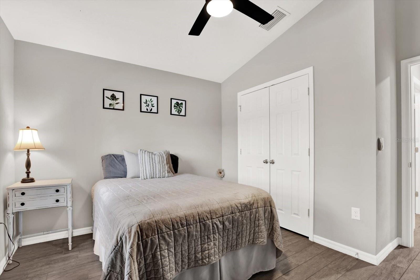 Image 18 of 31 For 13111 Fruitville Way