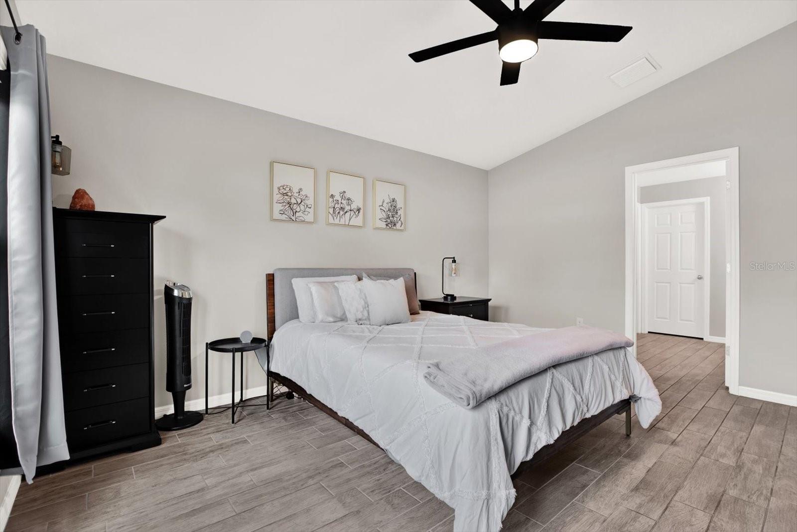 Image 20 of 31 For 13111 Fruitville Way