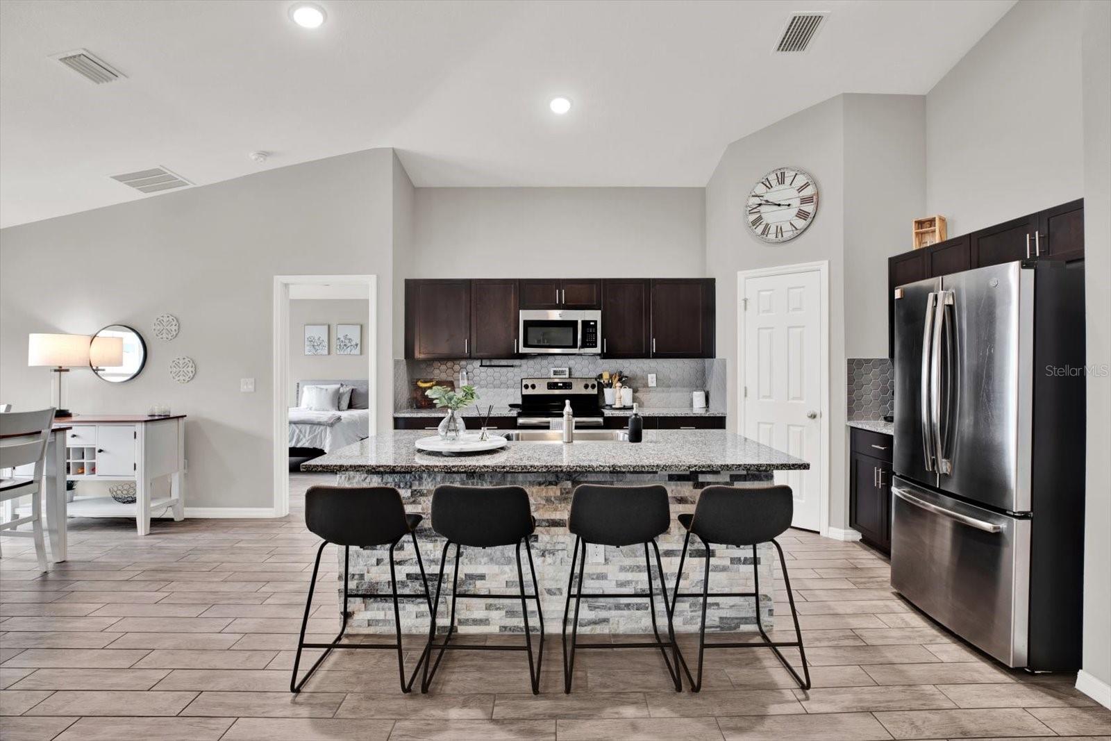 Image 7 of 31 For 13111 Fruitville Way
