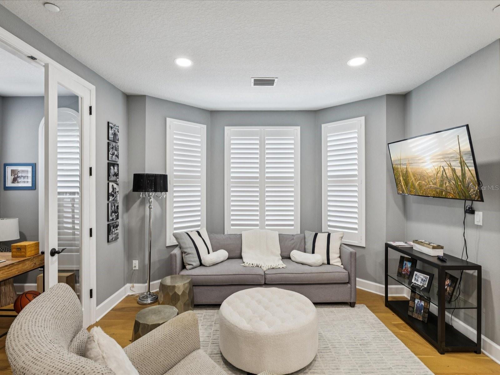 Image 24 of 91 For 1340 Bayshore Boulevard 502