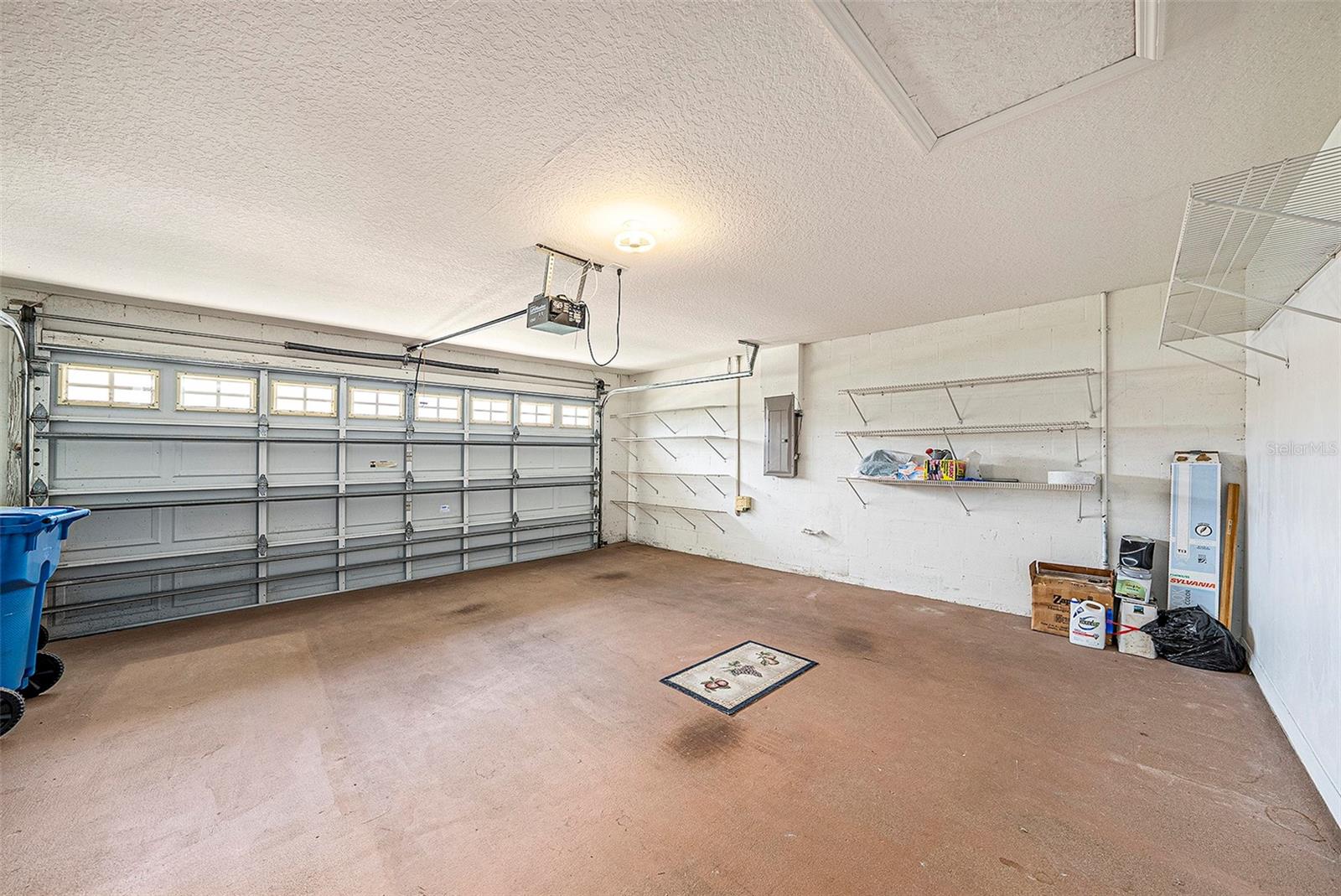 Image 19 of 27 For 1914 Sassafras Drive