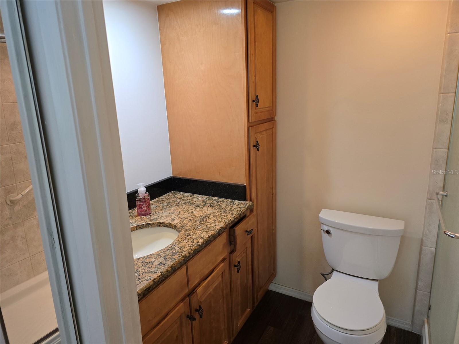 Image 10 of 32 For 1281 Pine Ridge Circle E B1