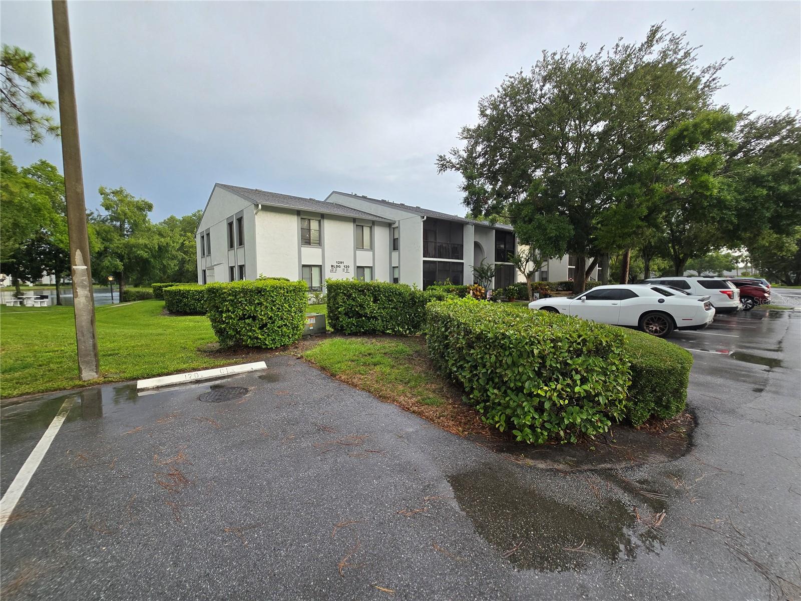 Image 2 of 32 For 1281 Pine Ridge Circle E B1