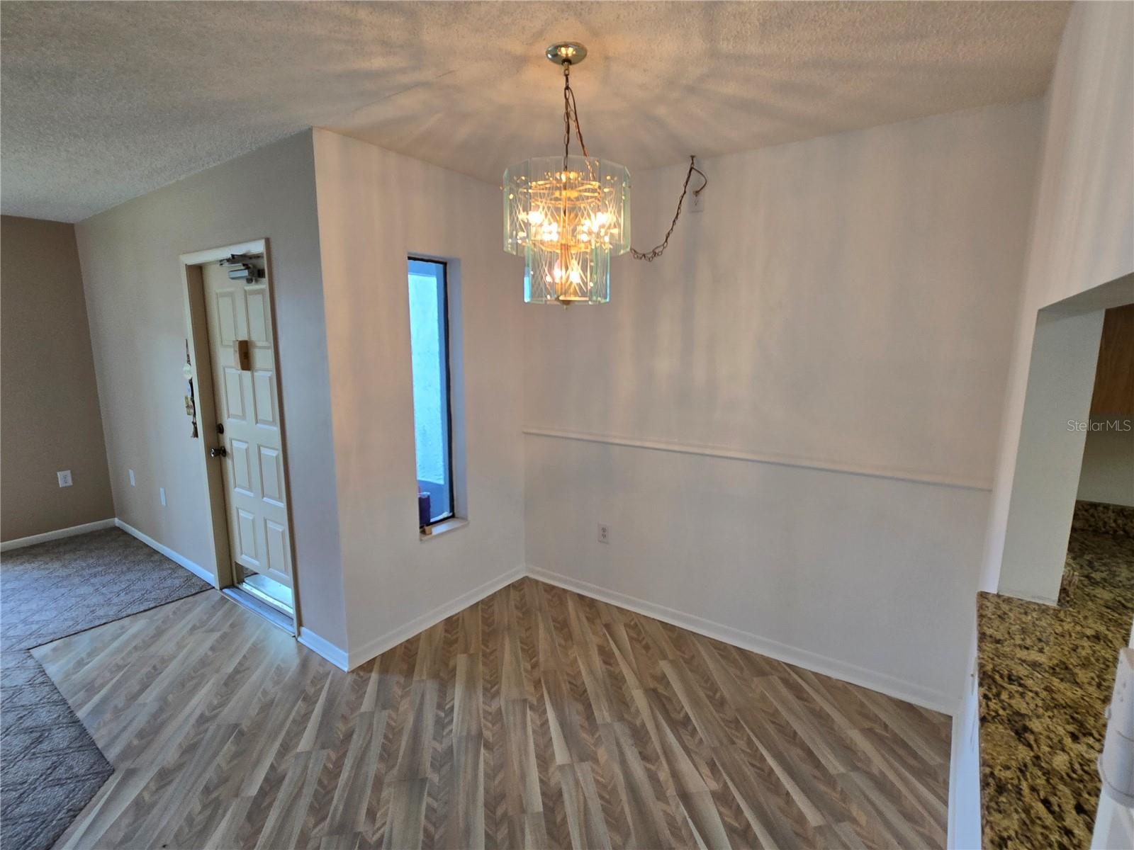 Image 22 of 32 For 1281 Pine Ridge Circle E B1
