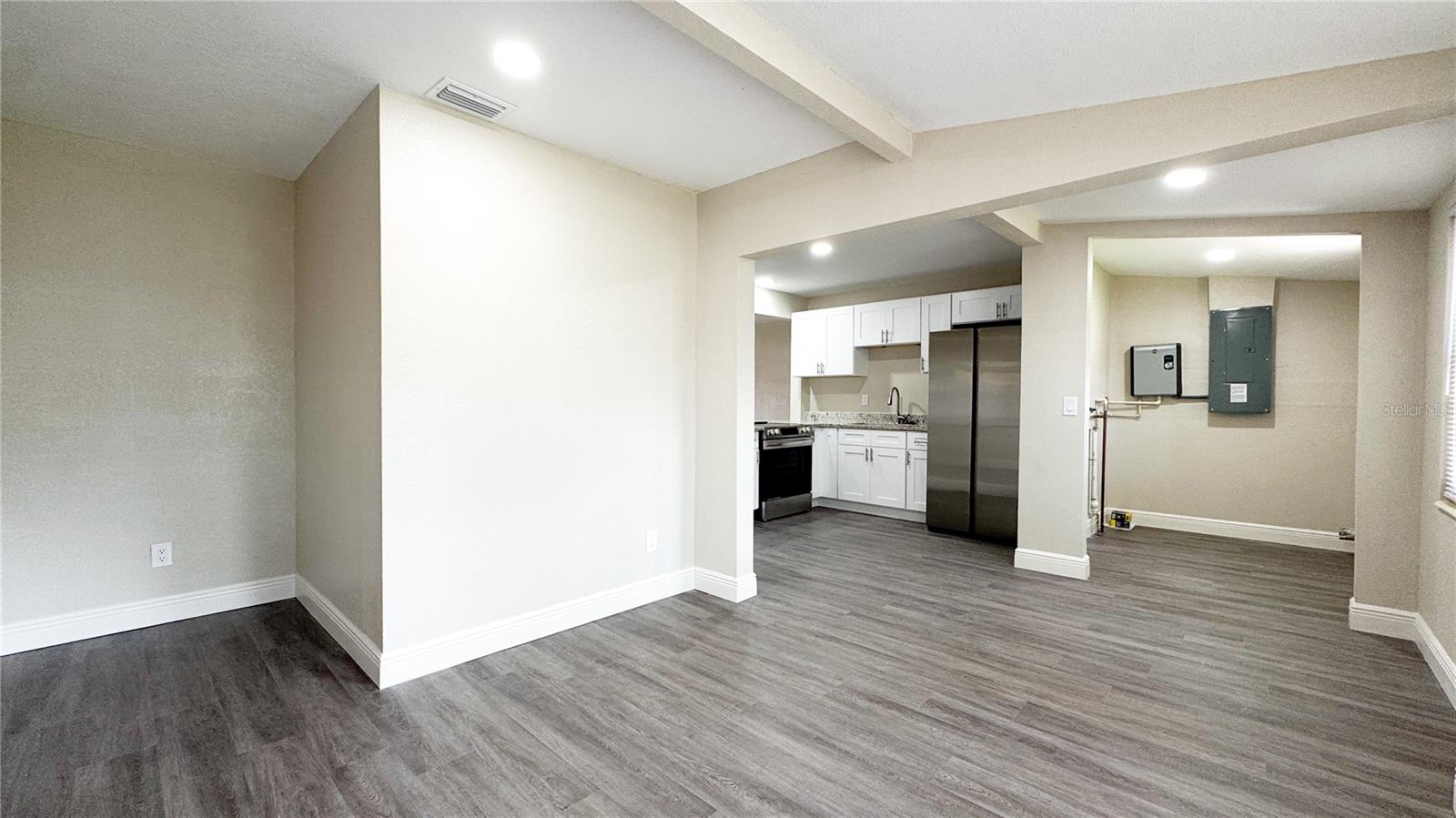 Image 15 of 33 For 229 45th Avenue S