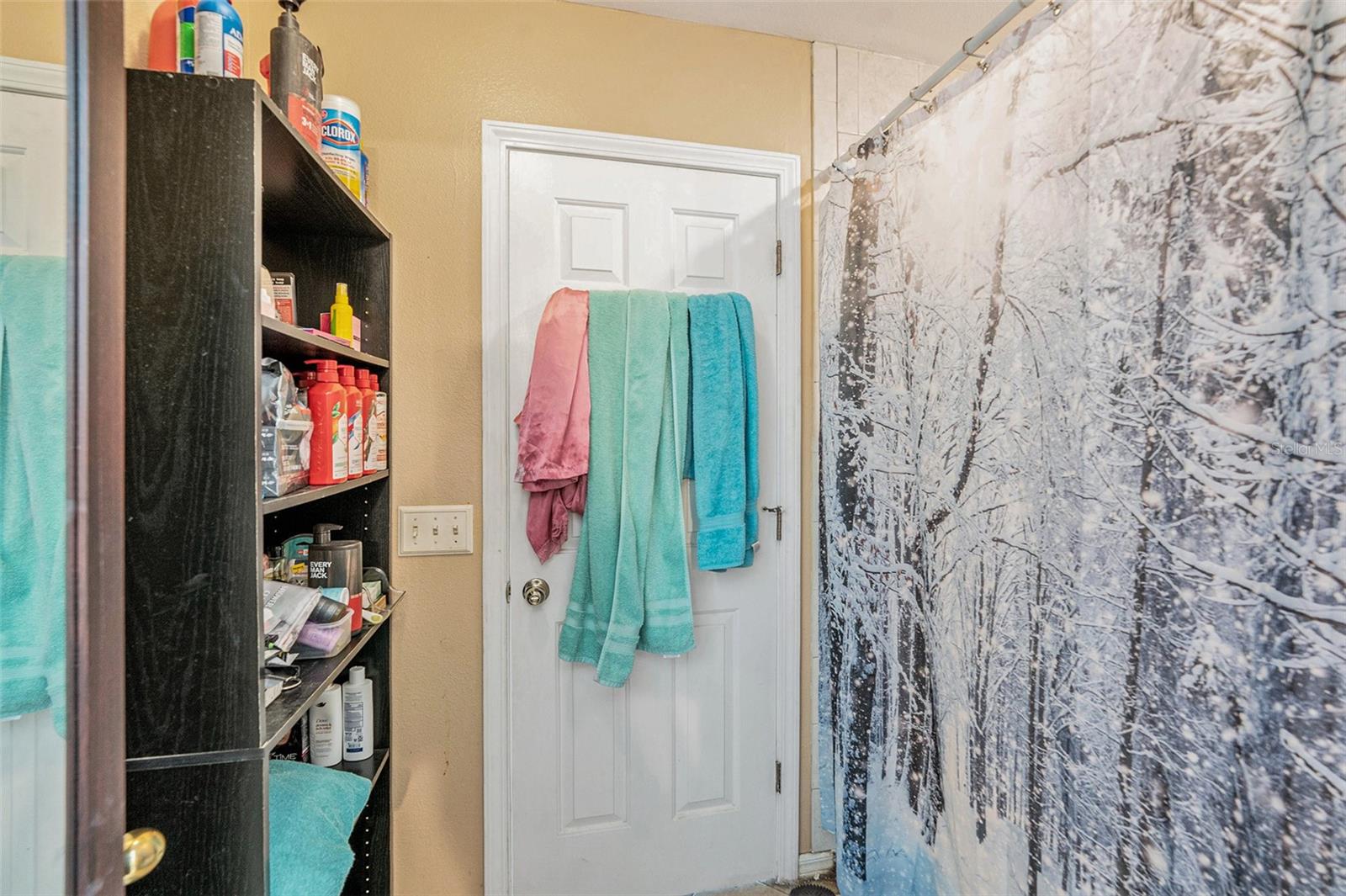 Image 11 of 19 For 5501 67th Avenue N 11