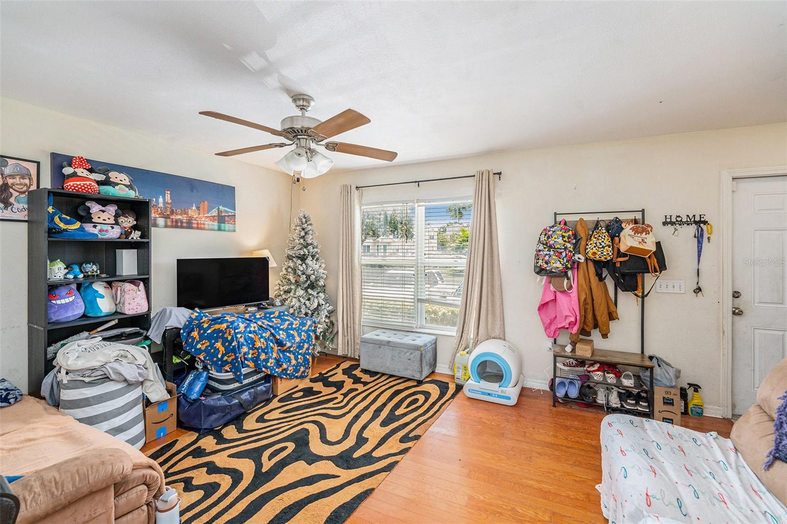 Image 3 of 19 For 5501 67th Avenue N 11