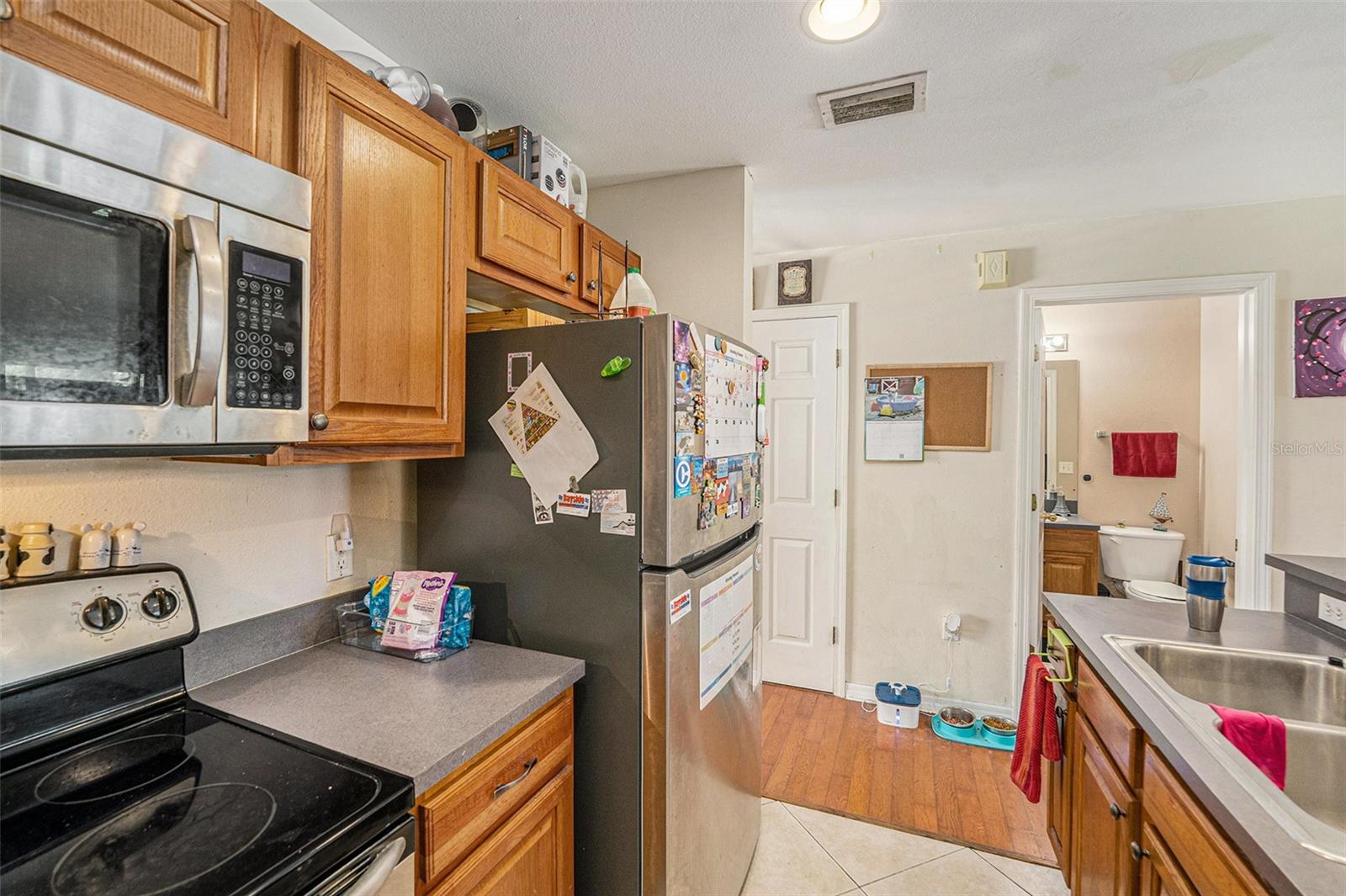 Image 5 of 19 For 5501 67th Avenue N 11
