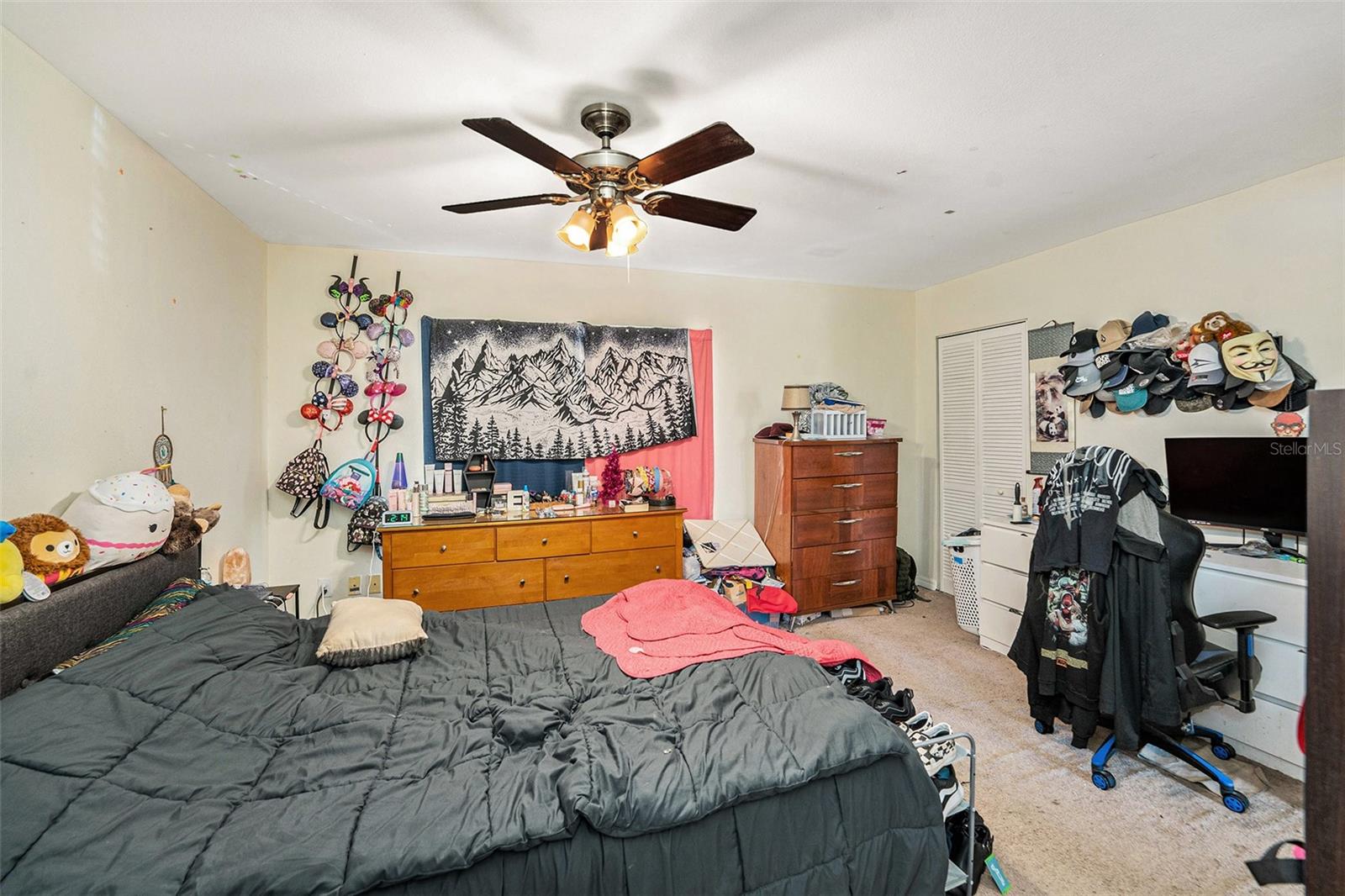 Image 8 of 19 For 5501 67th Avenue N 11