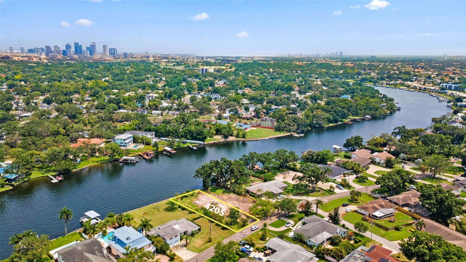 Image 4 of 30 For 4203 River View Avenue
