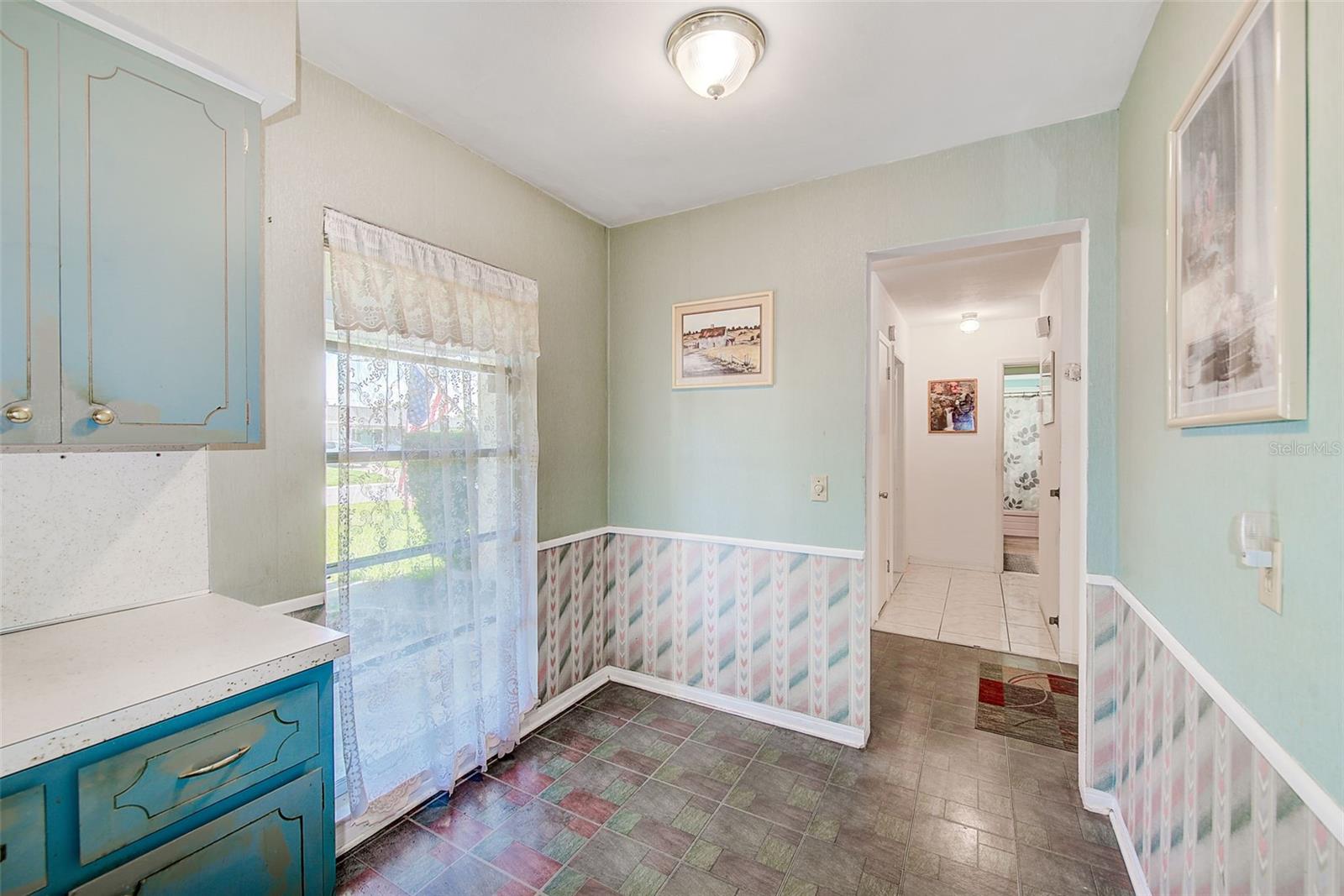 Image 14 of 45 For 11082 90th Terrace