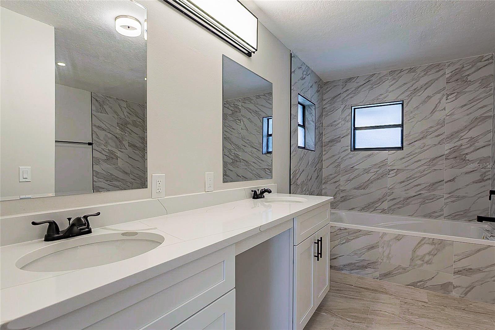 Image 12 of 26 For 6123 India Drive