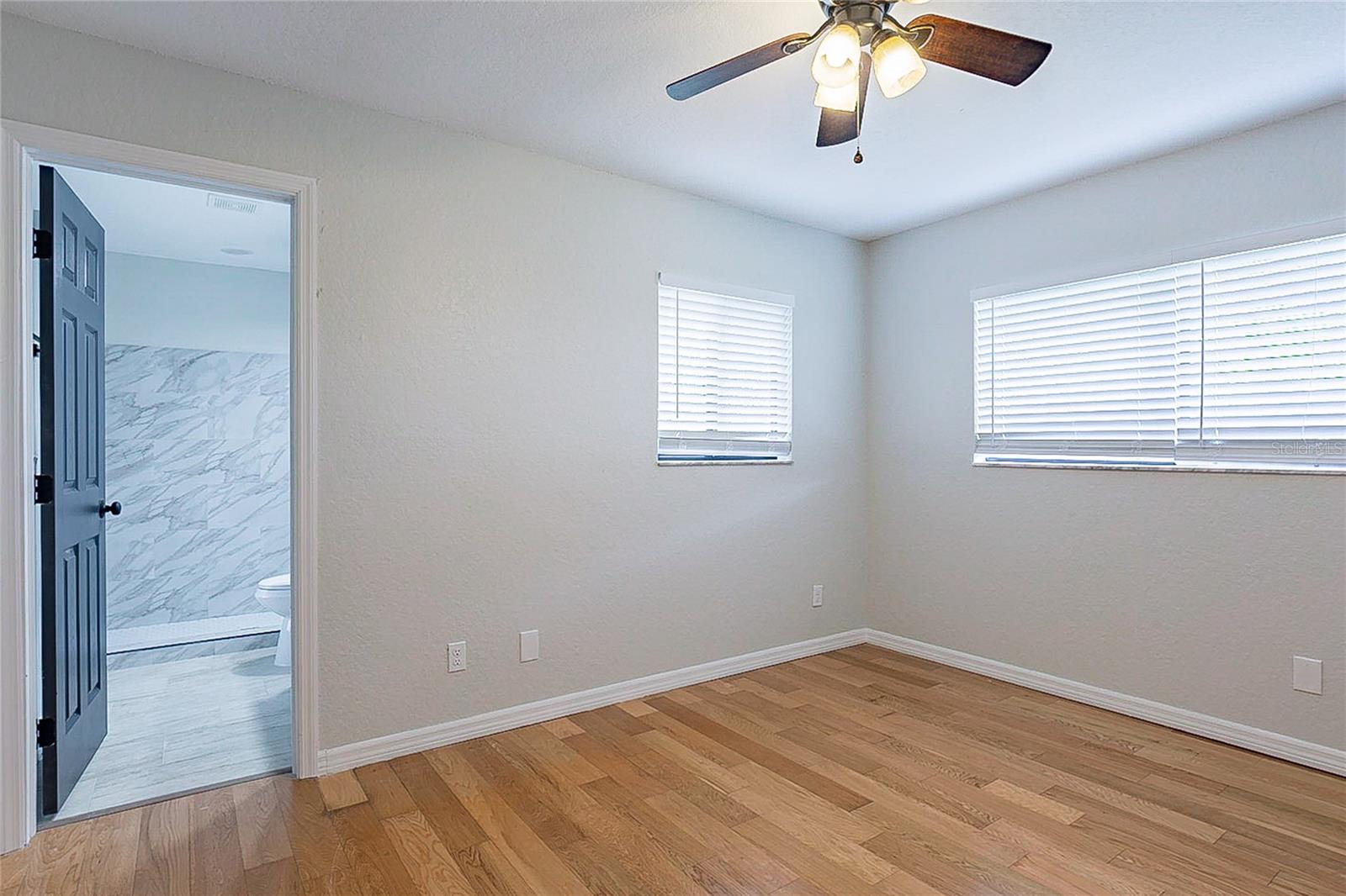 Image 14 of 26 For 6123 India Drive