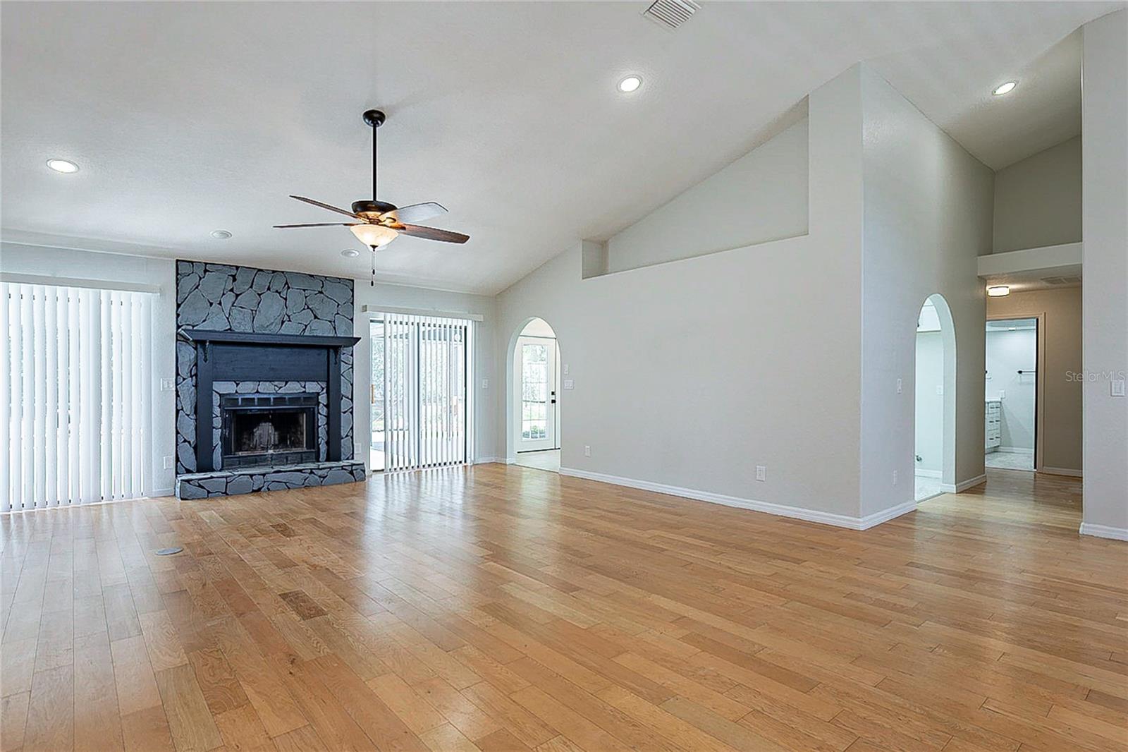 Image 3 of 26 For 6123 India Drive