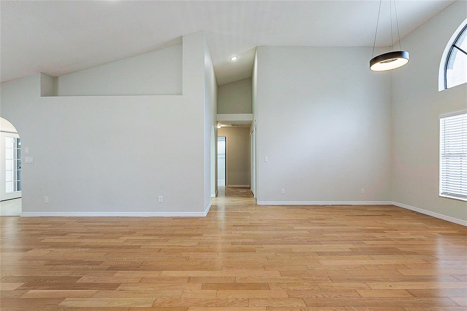 Image 4 of 26 For 6123 India Drive