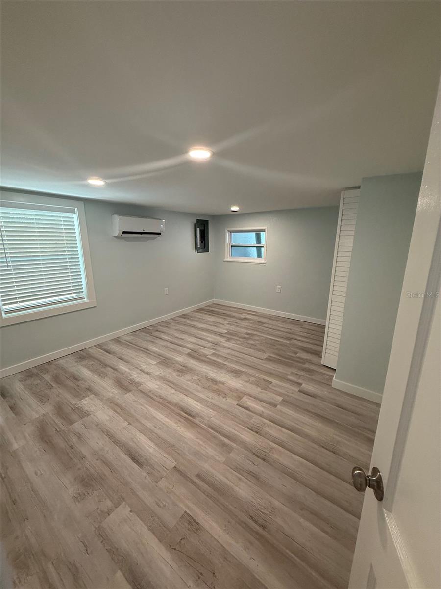 Image 5 of 16 For 41 84th Avenue