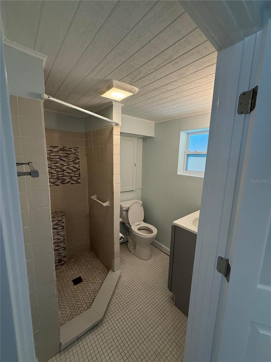 Image 8 of 16 For 41 84th Avenue