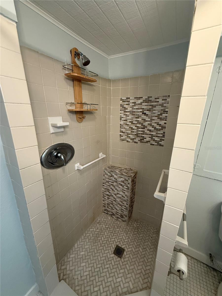 Image 9 of 16 For 41 84th Avenue
