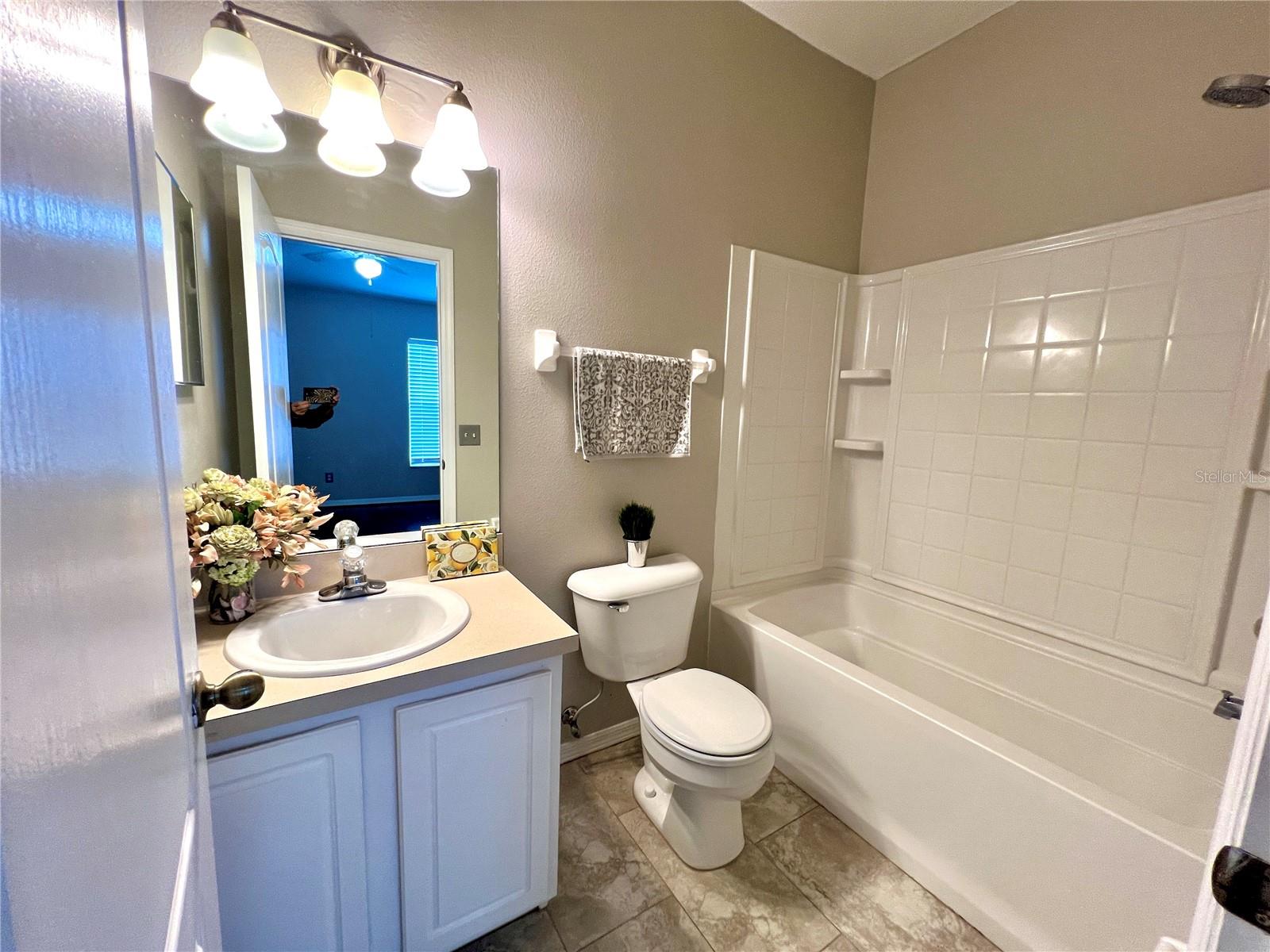 Image 14 of 17 For 12270 Foxmoor Peak Drive