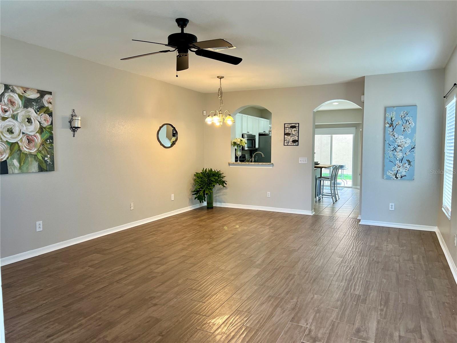Image 3 of 17 For 12270 Foxmoor Peak Drive
