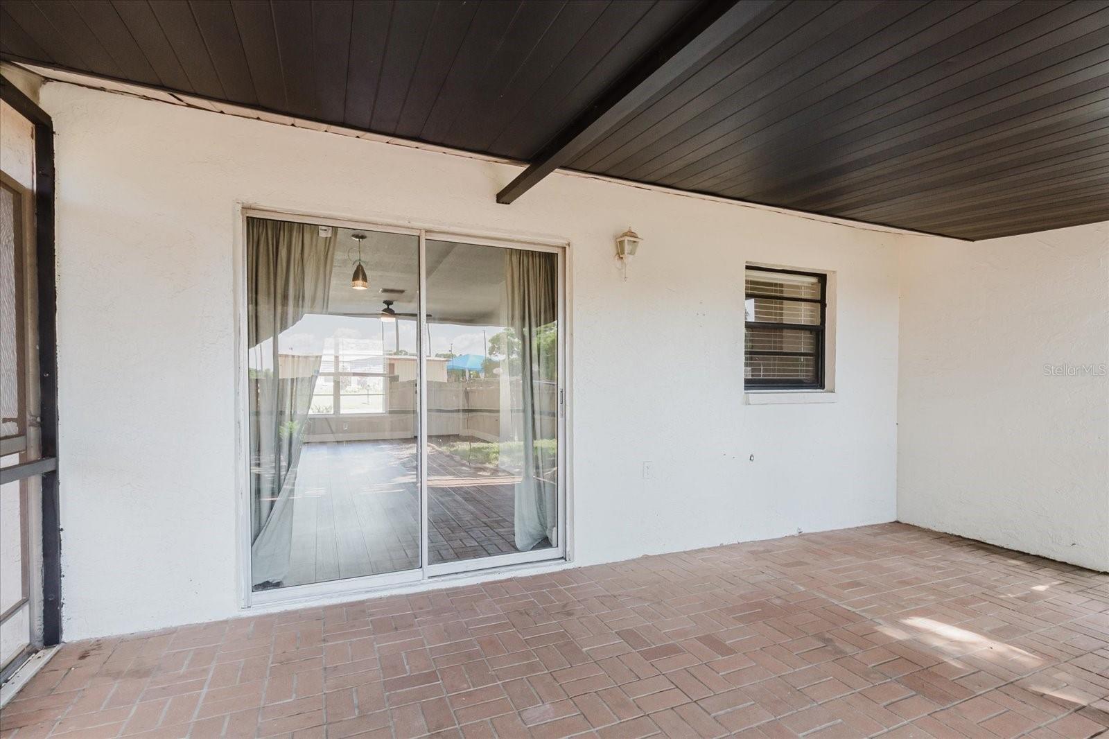 Image 39 of 46 For 706 Gate Drive