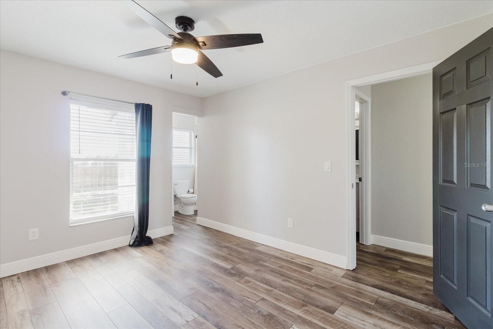 Image 42 of 46 For 706 Gate Drive