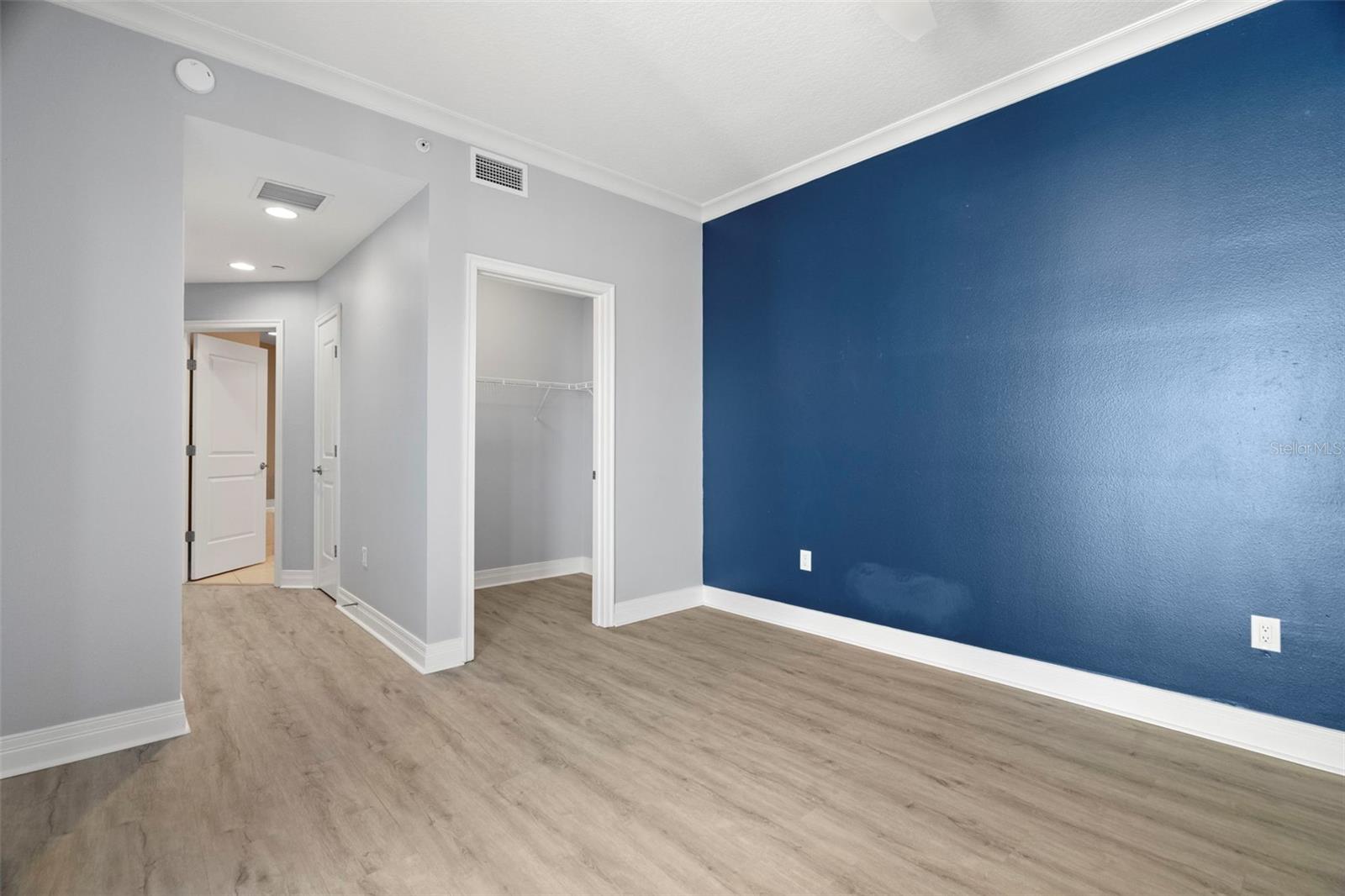 Image 14 of 53 For 1209 Cumberland Avenue 604