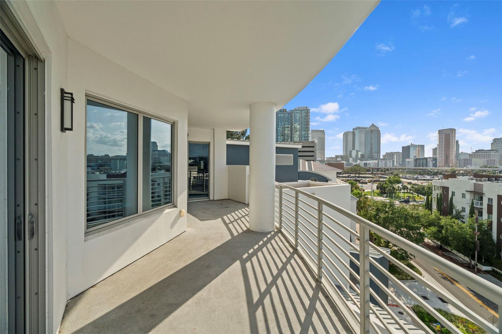 Image 3 of 53 For 1209 Cumberland Avenue 604