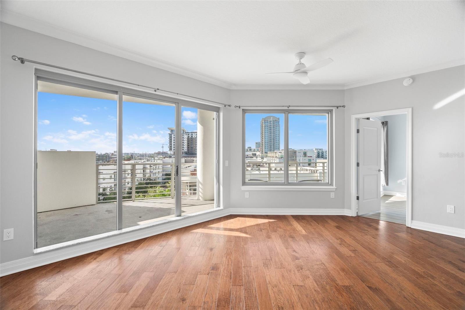Image 5 of 53 For 1209 Cumberland Avenue 604
