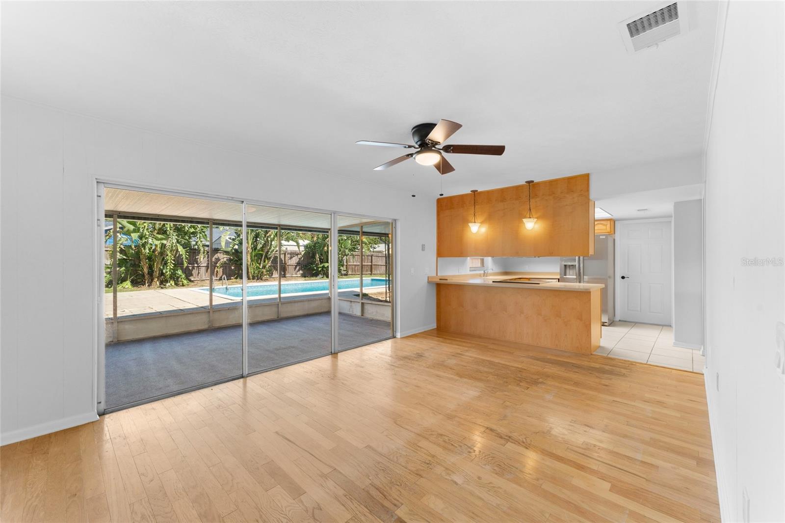 Image 18 of 92 For 1807 Green Lawn St