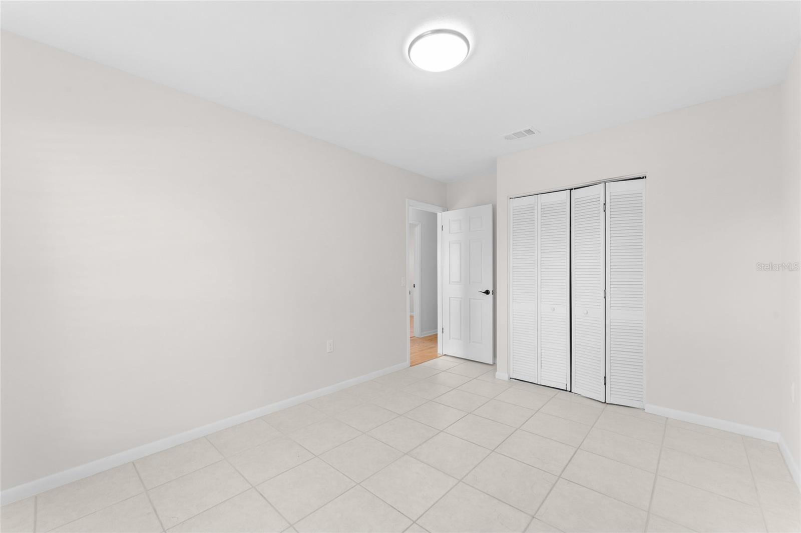 Image 32 of 92 For 1807 Green Lawn St