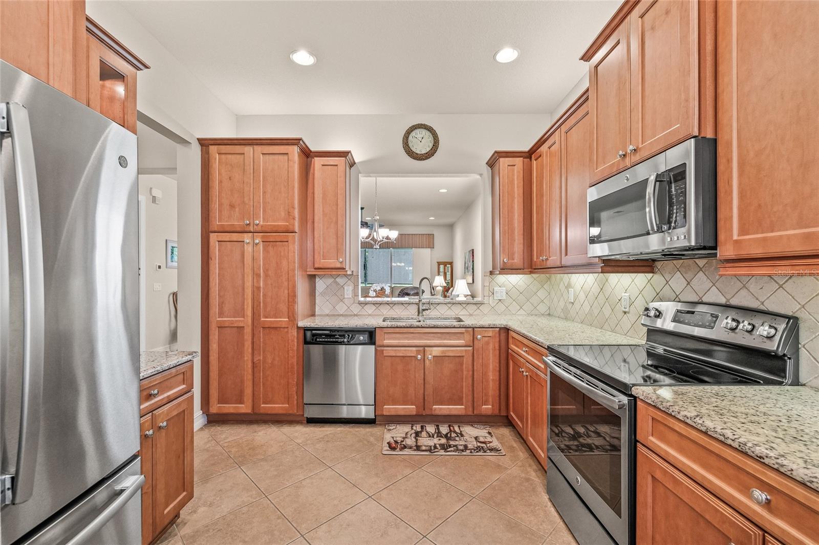 Image 12 of 59 For 4911 Rock Island Court