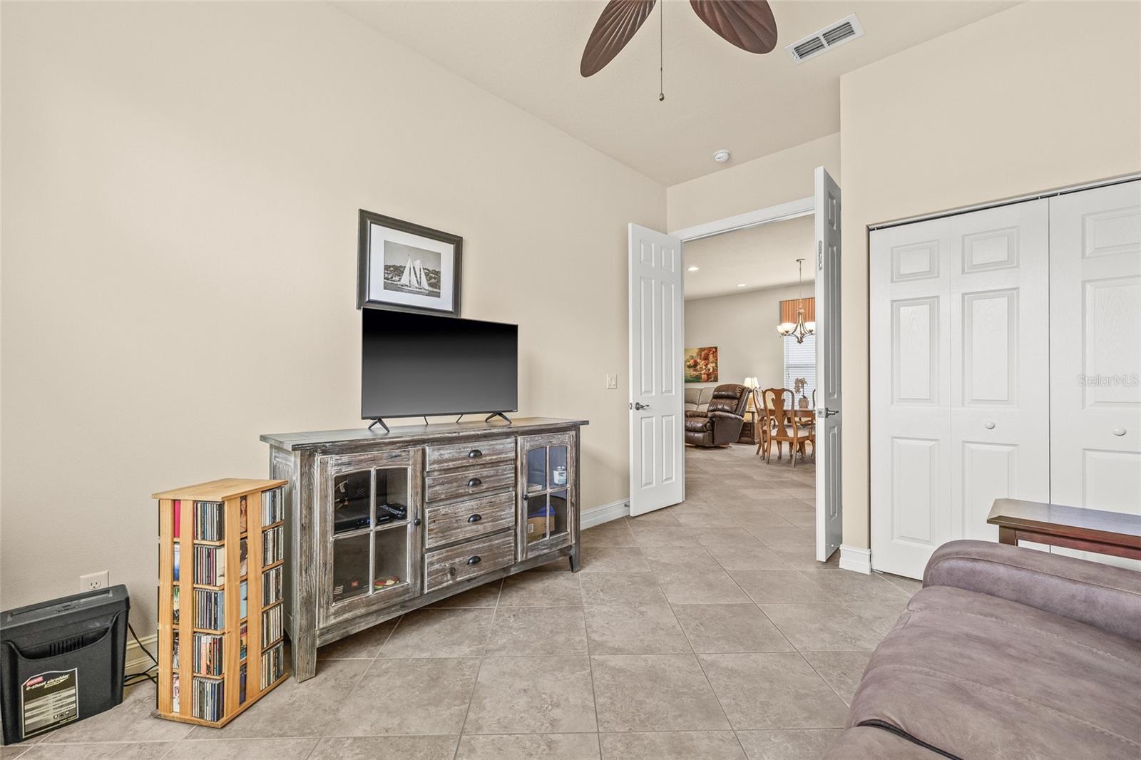 Image 30 of 59 For 4911 Rock Island Court