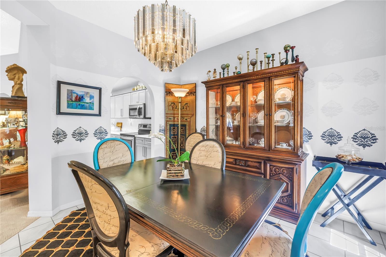 Image 13 of 61 For 5090 White Pine Circle Ne