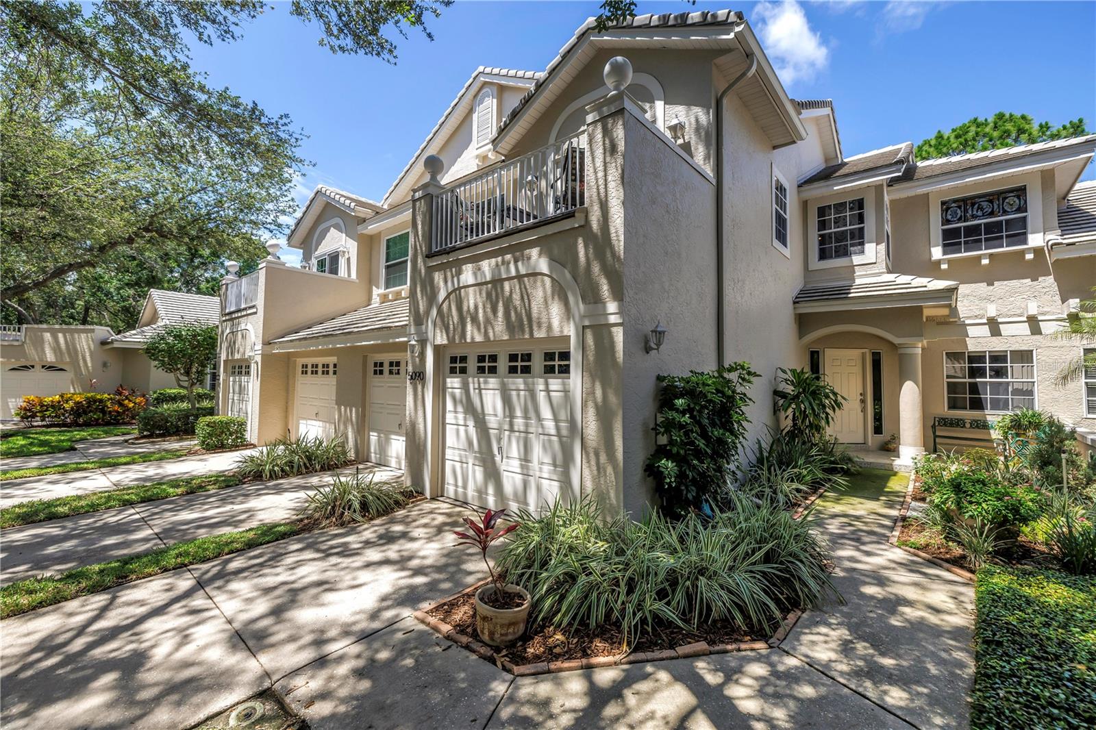 Image 2 of 61 For 5090 White Pine Circle Ne