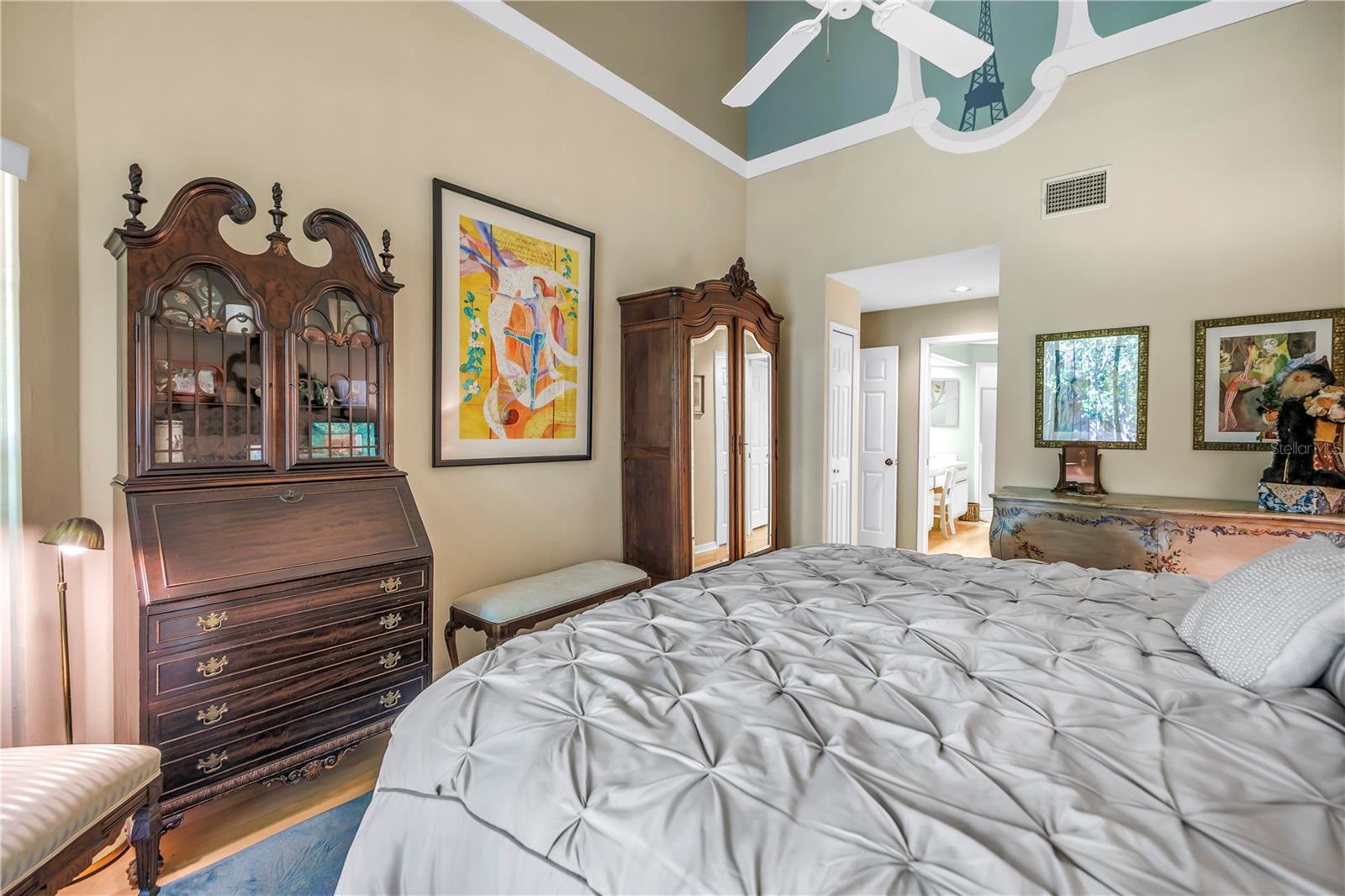 Image 28 of 61 For 5090 White Pine Circle Ne