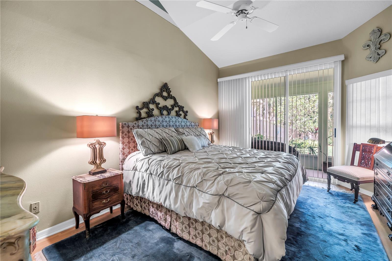 Image 29 of 61 For 5090 White Pine Circle Ne