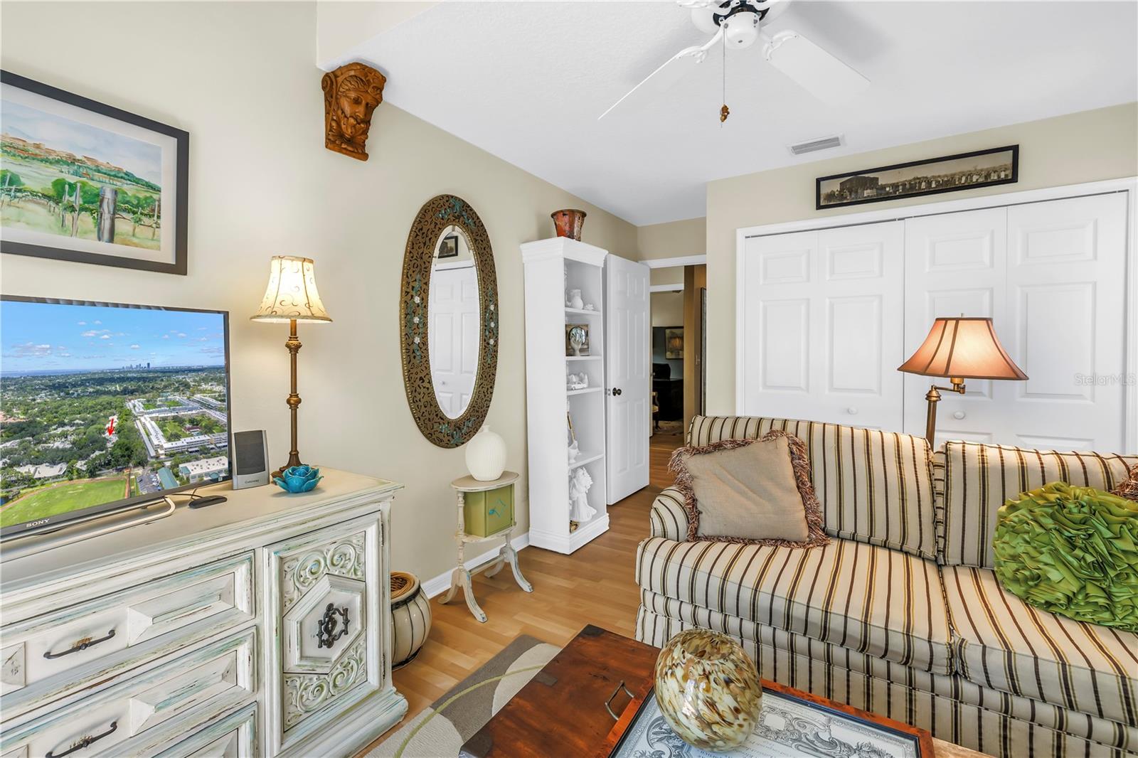 Image 38 of 61 For 5090 White Pine Circle Ne