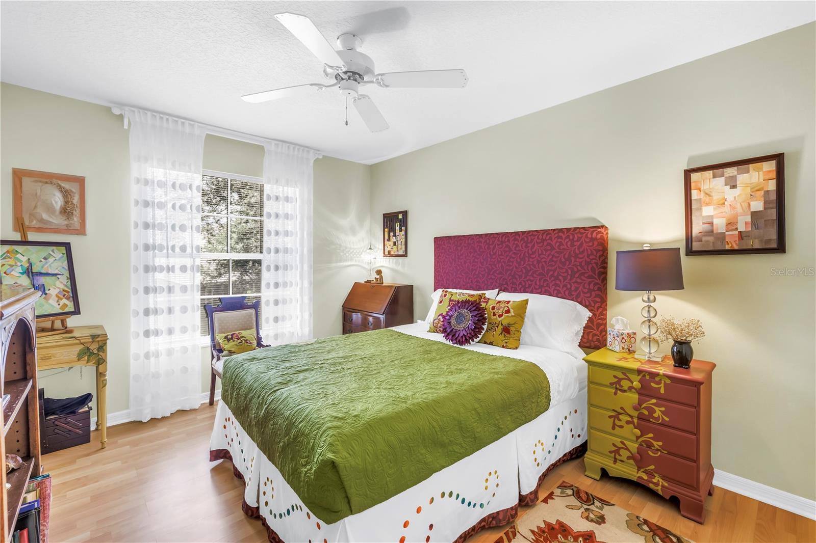 Image 42 of 61 For 5090 White Pine Circle Ne