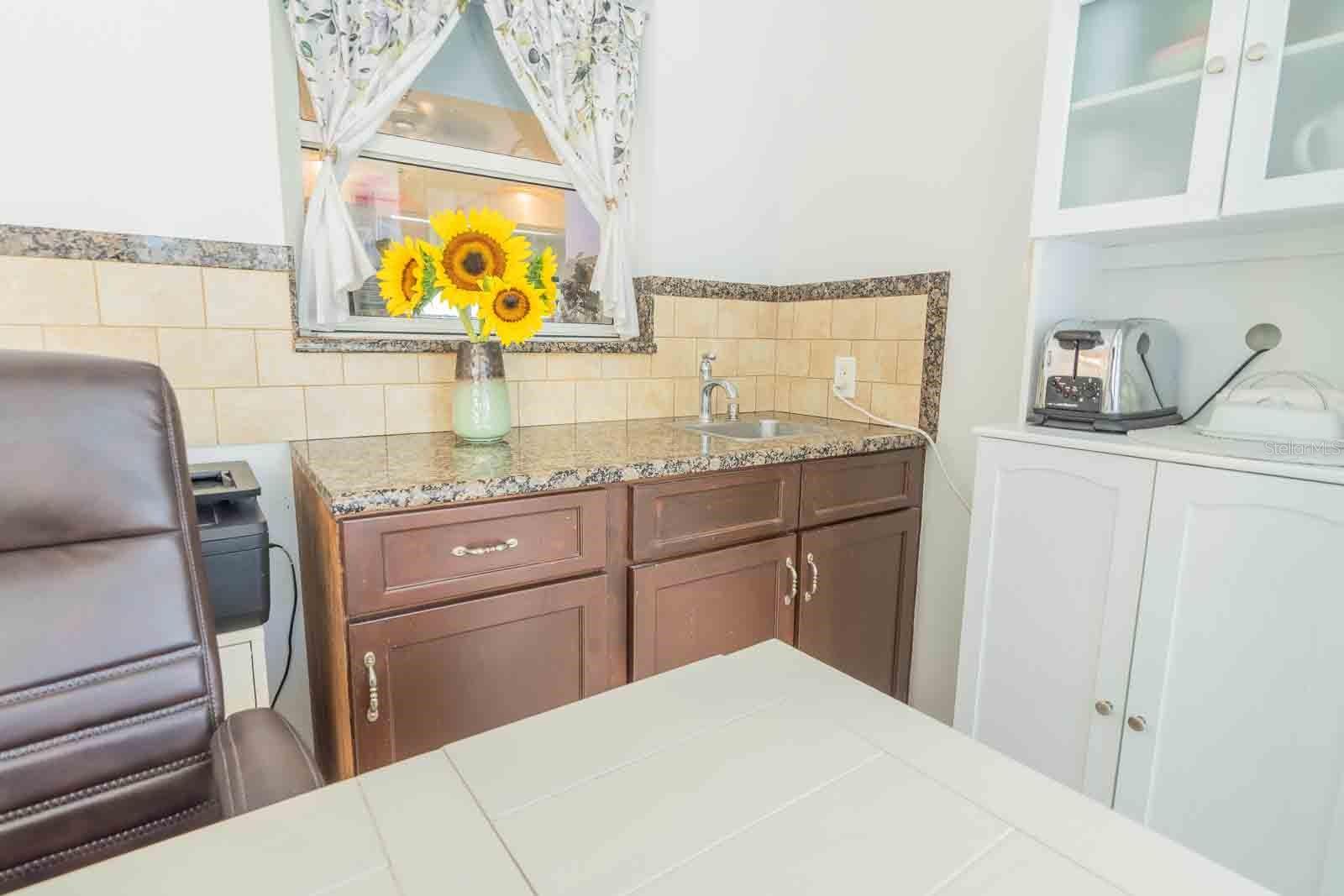 Image 36 of 76 For 113 Maplewood Avenue