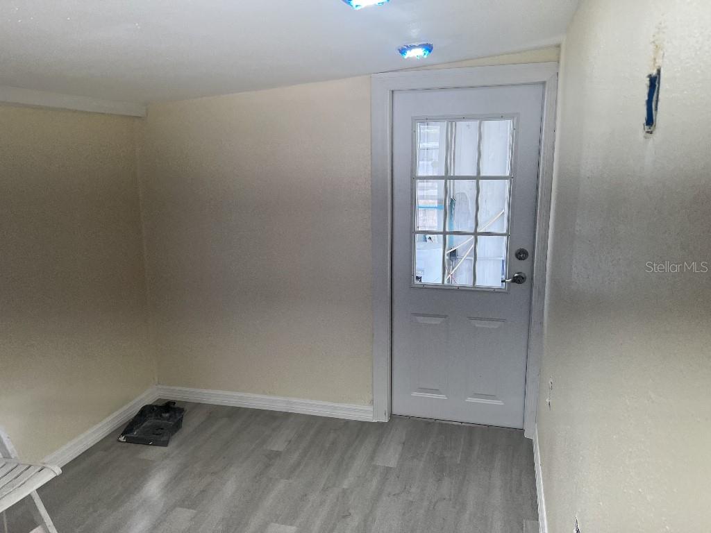 Image 8 of 9 For 2143 Orange Drive