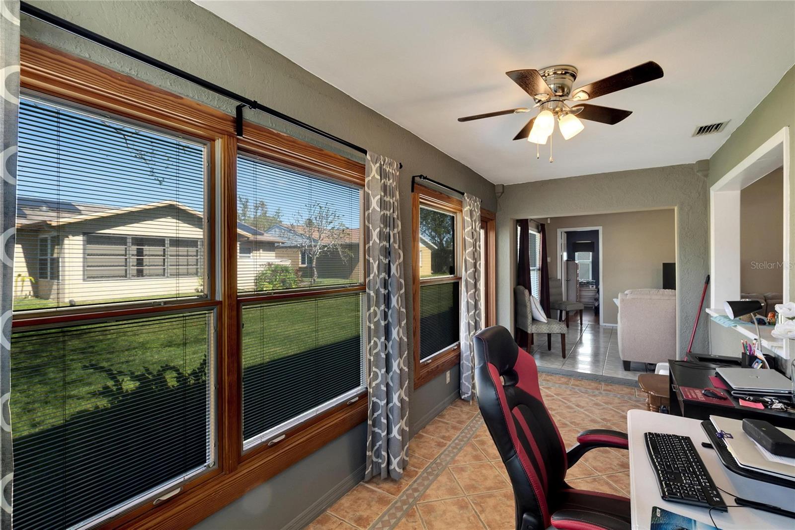 Image 11 of 35 For 4085 105th Avenue N