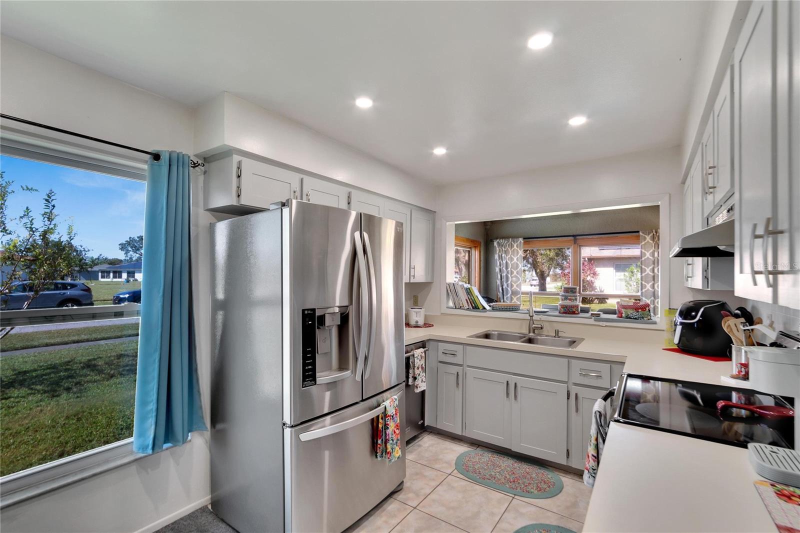 Image 12 of 35 For 4085 105th Avenue N